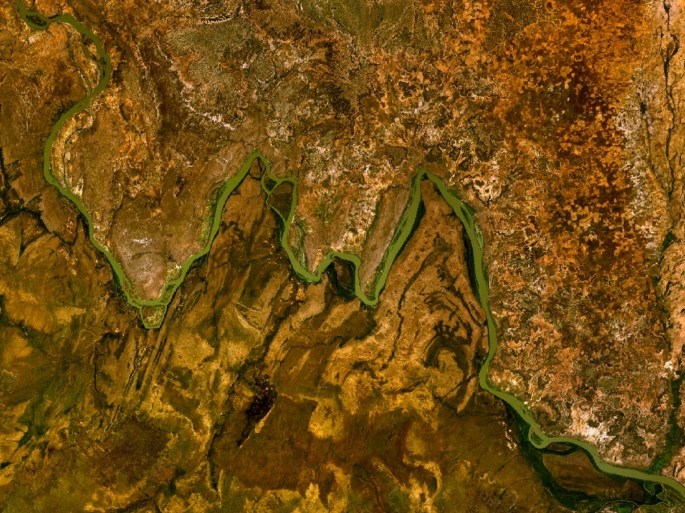 Bends in the River Niger which give W National Park its distinctive name
