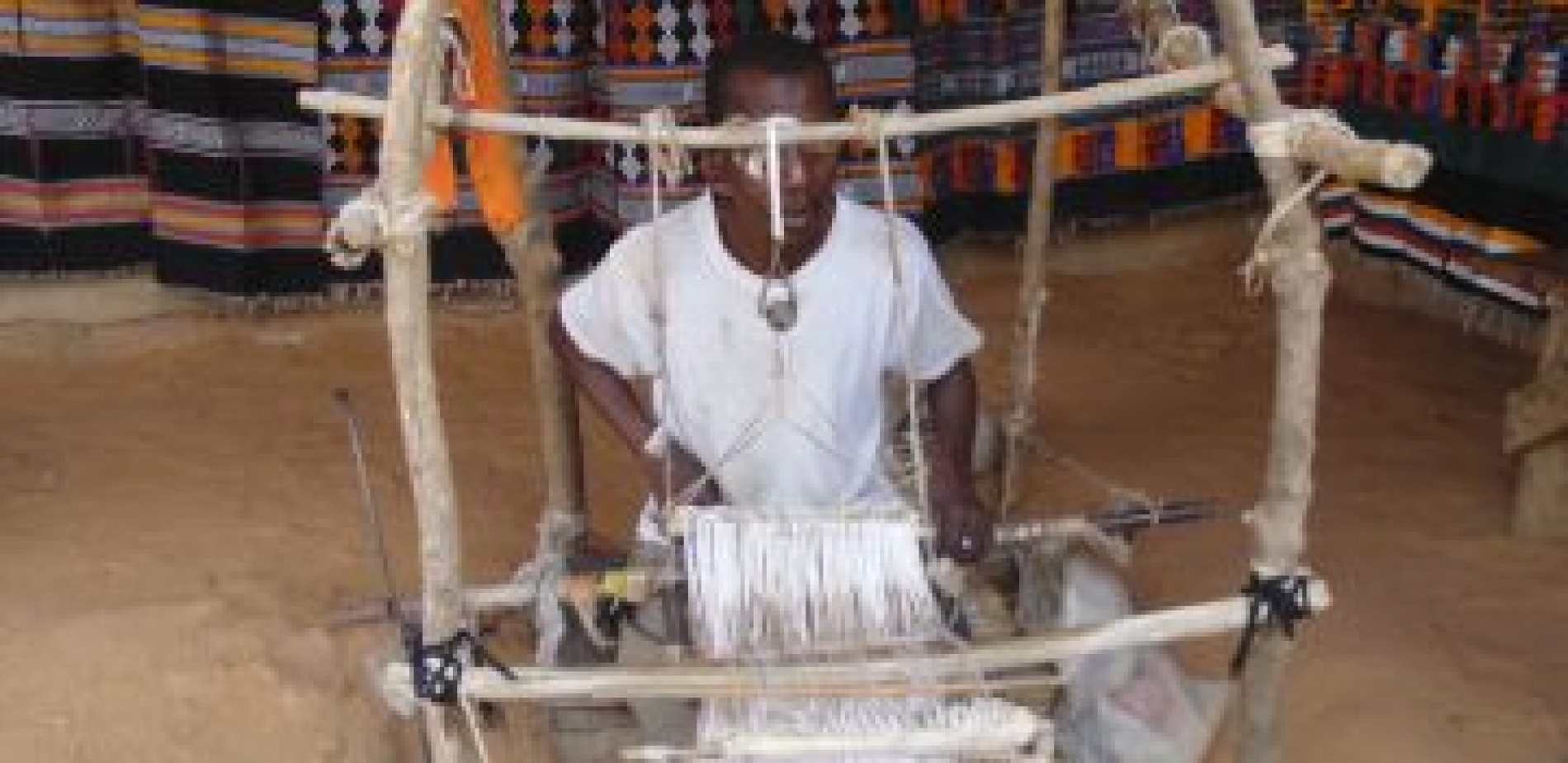 Le textile traditionnel africain : le tisserand, le métier et l’œuvre