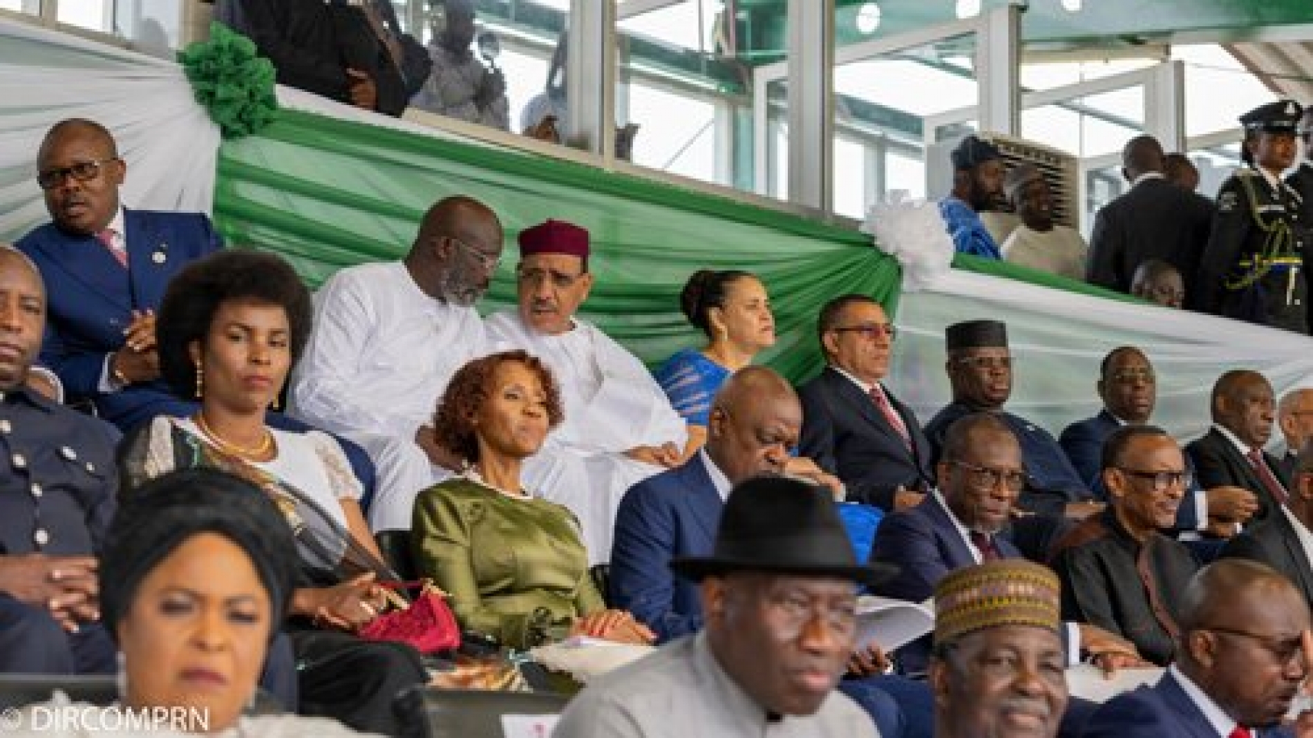 Le nouveau Président du Nigeria Bola Ahmed Tinubu est investi dans ses fonctions : Le Président Mohamed Bazoum a pris part à la cérémonie d’investiture