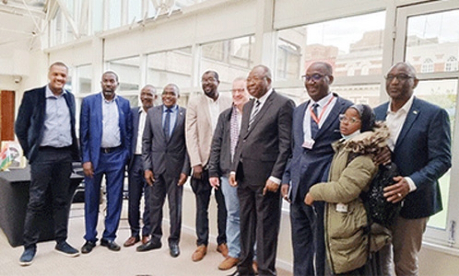 Visite de travail du Premier ministre en Grande Bretagne : Le Chef du Gouvernement assiste aux funérailles de la Reine Elisabeth II et rencontre les Nigériens résidant au Royaume-Uni