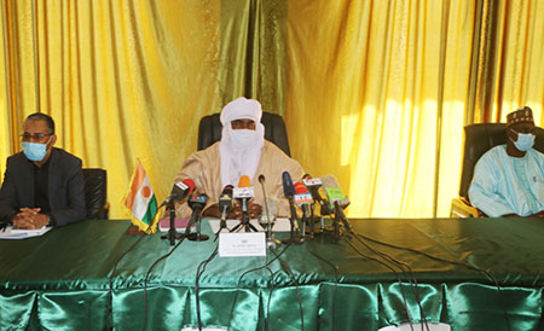 Conférence de presse du ministre de la Santé publique par intérim sur l’évolution de la maladie Covid19 au Niger : Le gouvernement appelle la population à redoubler de vigilance et à l’observance des mesures barrières