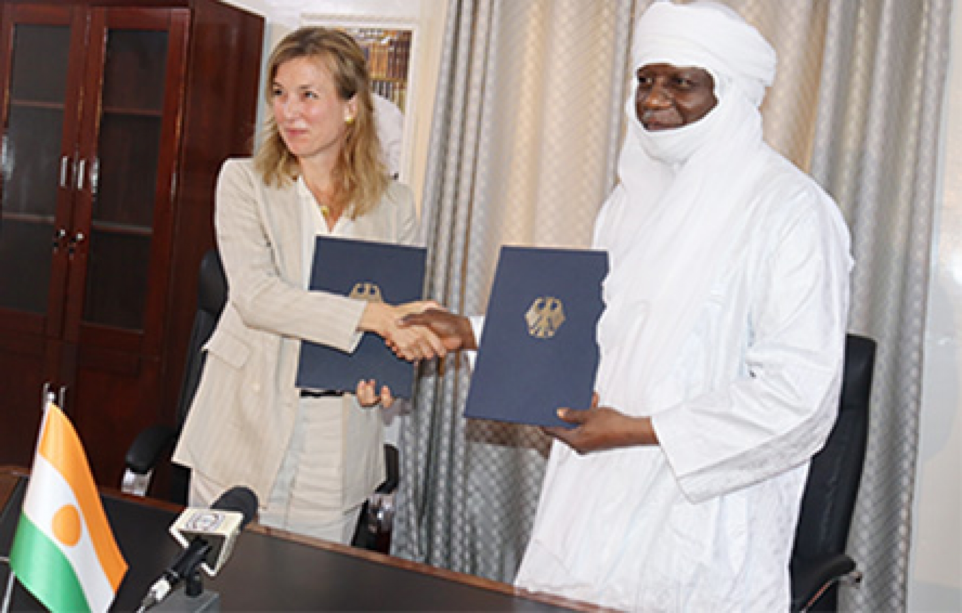 Coopération Niger- Allemagne : Signature d’un accord relatif à la construction d’un hôpital militaire de référence