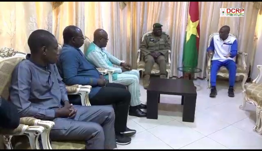 Visite du ministre de la Santé publique à Ouagadougou : Echanges d’expériences sur les questions sanitaires dont l’approvisionnement des deux pays en produits pharmaceutiques